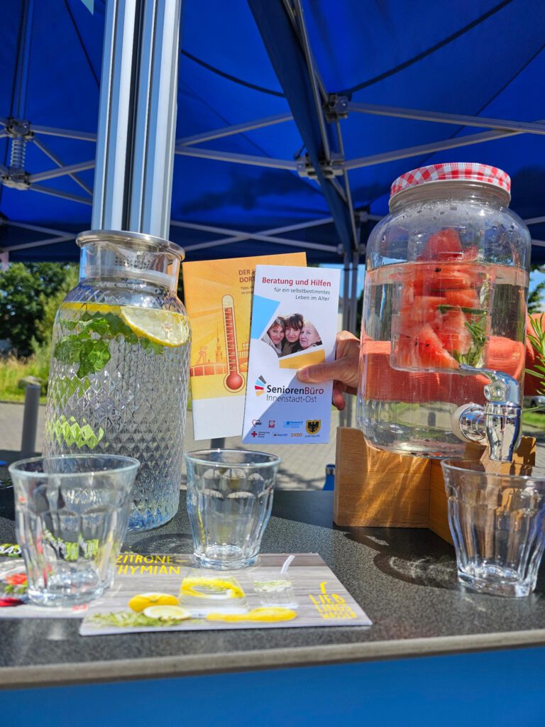 Das richtige Trinken und Essen standen am 22. Juni im Vordergrund. Foto: Seniorenbüro Innenstadt-Ost